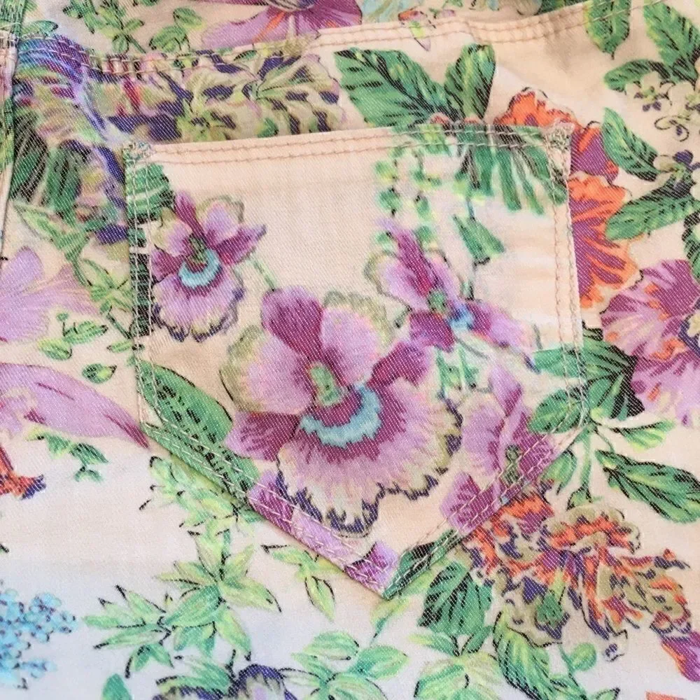 Ashley tropical pattern shorts size 1 tan beige with floral tropical des…